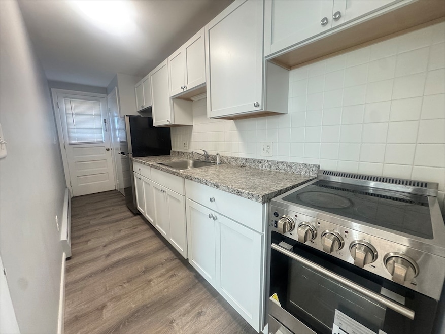 For Rent $1,900/month