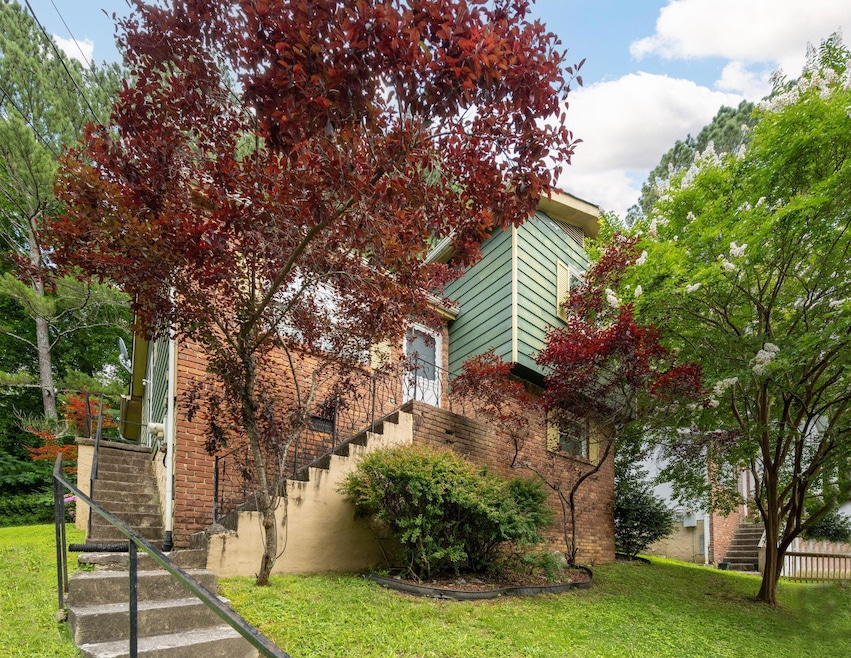 1002 Gillespie Rd, Chattanooga, TN 37411 - photo 1