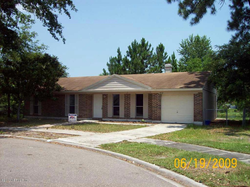 7013 Blache Ct, Jacksonville, FL 32210 - photo 1