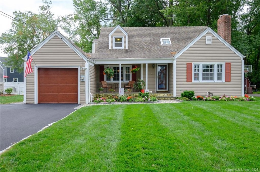 21 Florence St, West Hartford, CT 06110 - photo 1