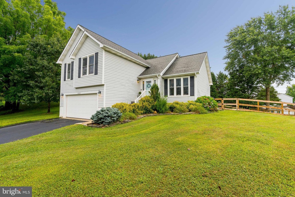 6705 Green Arbor Dr, Fredericksburg, VA 22407 - photo 1