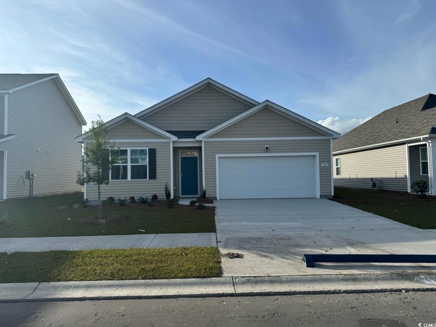 View of front of house featuring a front yard and 