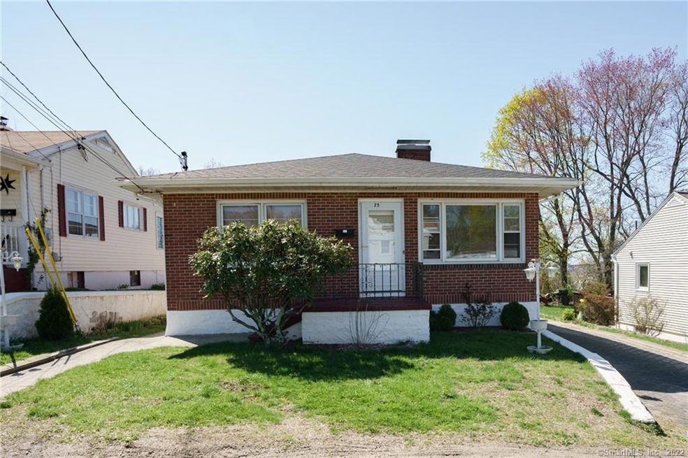25 Byrneside Ave, Waterbury, CT 06704 - photo 1