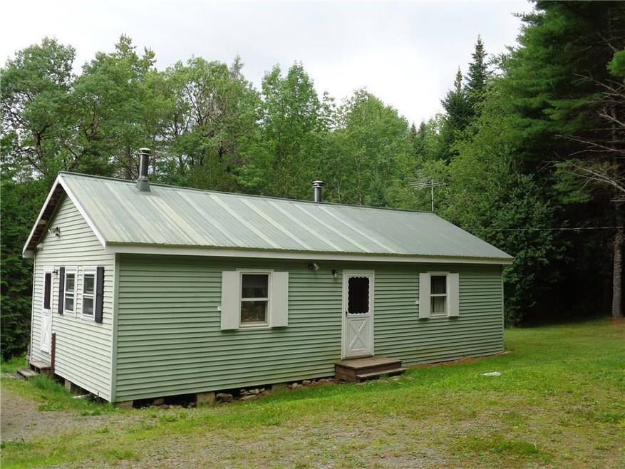 Two bedroom cottage with loft. ...