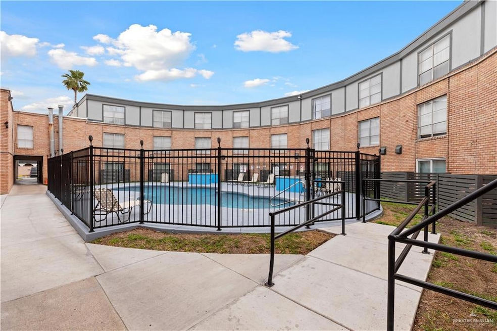 For Rent $1,450/month