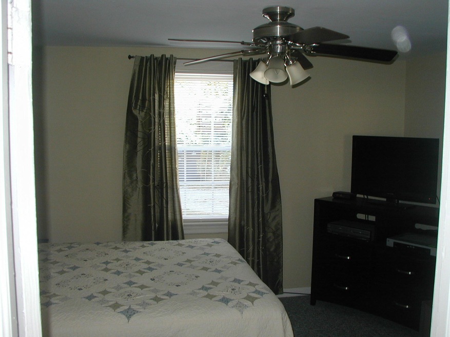longview bedroom