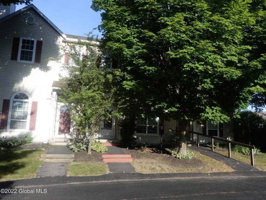 15 Stratton Cir, Troy, NY 12182 - photo 1