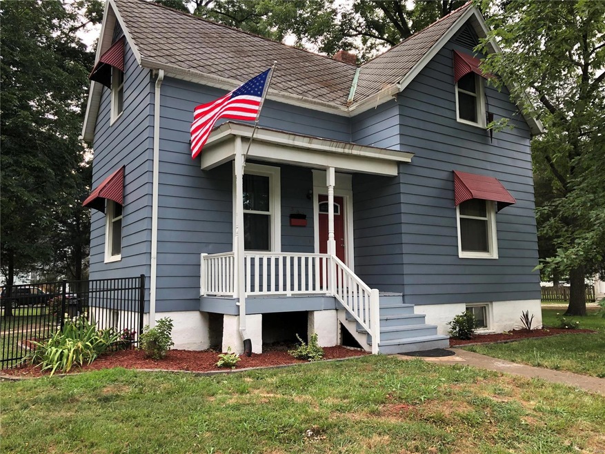 501 N Dewey St, Freeburg, IL 62243 - photo 1