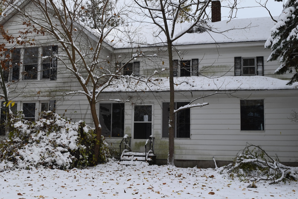 545 Biastock Rd, Benton Harbor, MI 49022 - photo 1