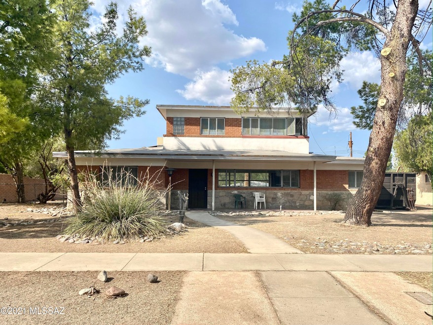 2215 E 8th St, Tucson, AZ 85719 - photo 1