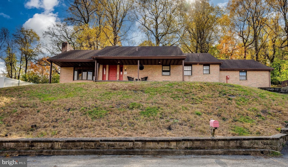 15 Bare Ave, Reading, PA 19607 - photo 1