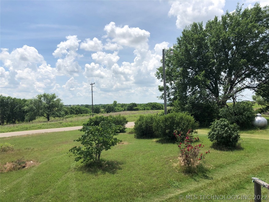 4220 W 9th St, Cushing, OK 74023 - photo 1