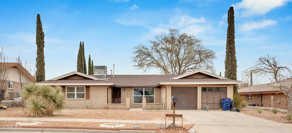 1440 Pintoresco Dr, El Paso, TX 79935 - photo 1