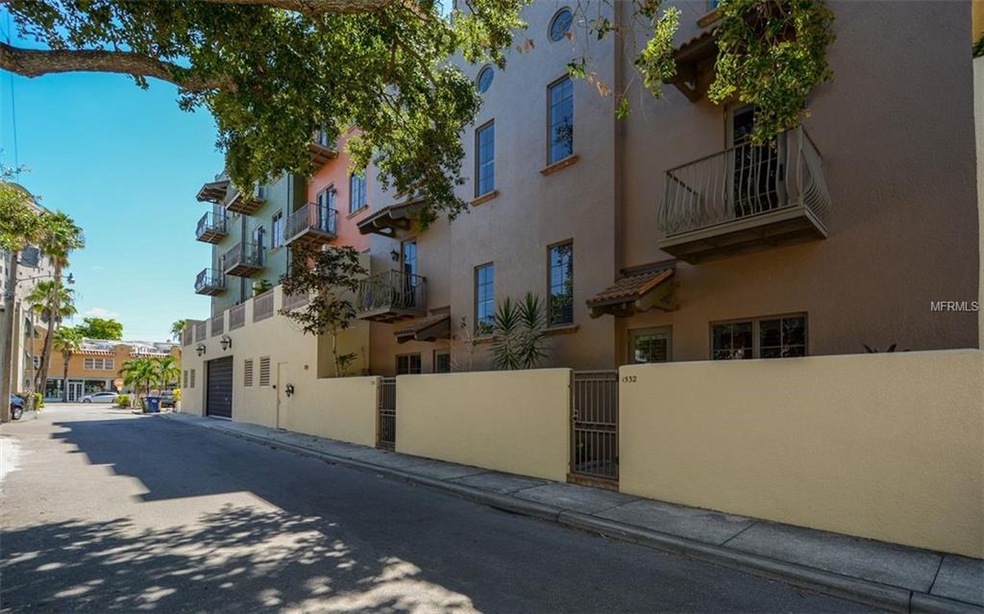 Selby Lane Street View
