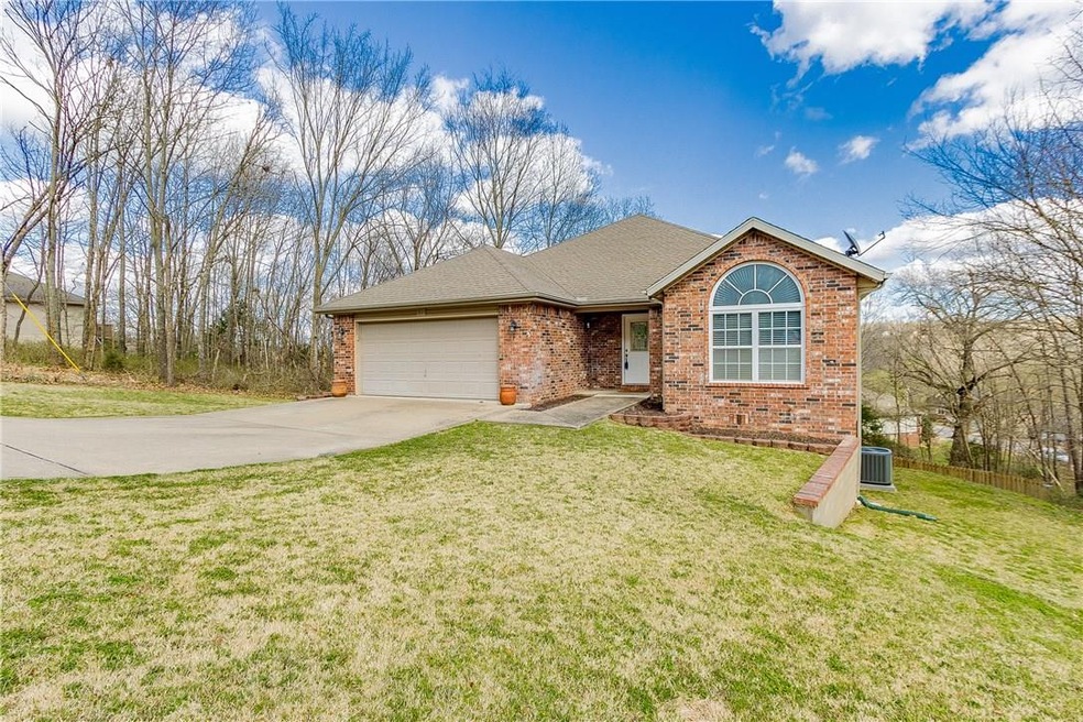 27 May Ln, Bella Vista, AR 72715 - photo 1