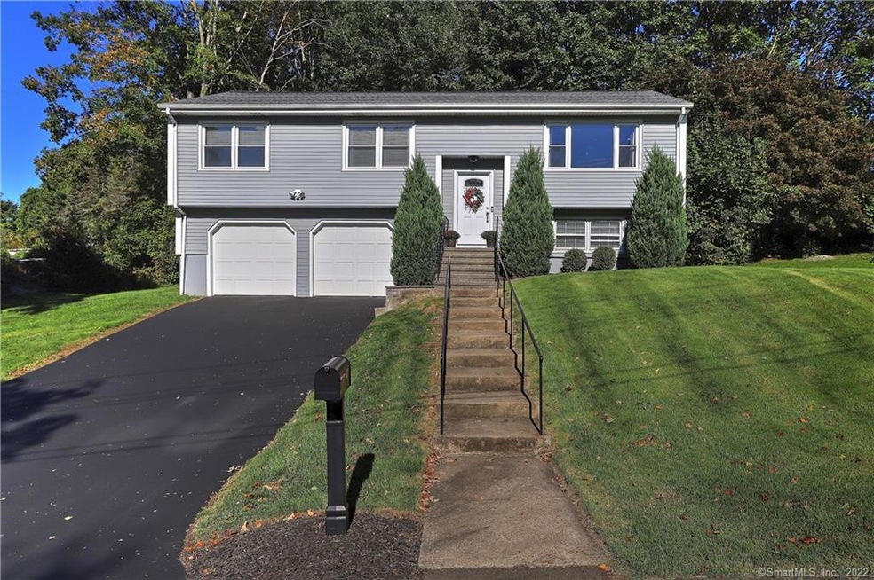 Welcome to 11 Jason Wright Dr!
