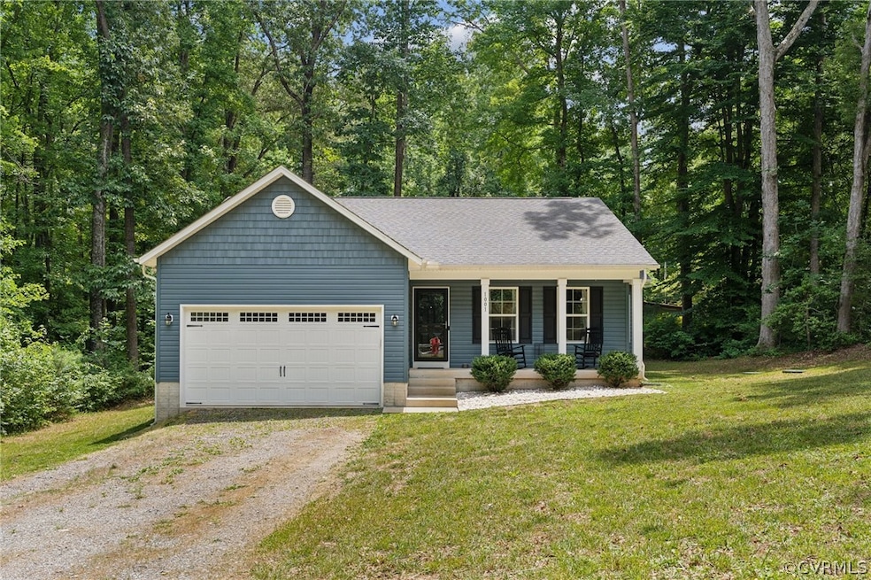 1001 Swan Ln, Ruther Glen, VA 22546 - photo 1