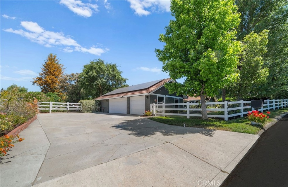 Sold $1,287,000 • Co-Listing Agent