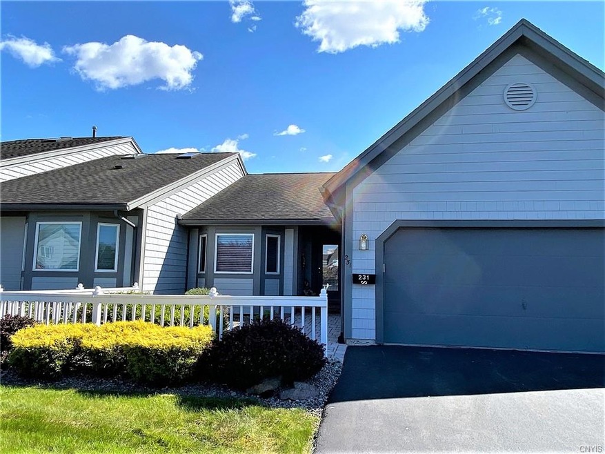 Welcome to 231 Oarlock Circle!
