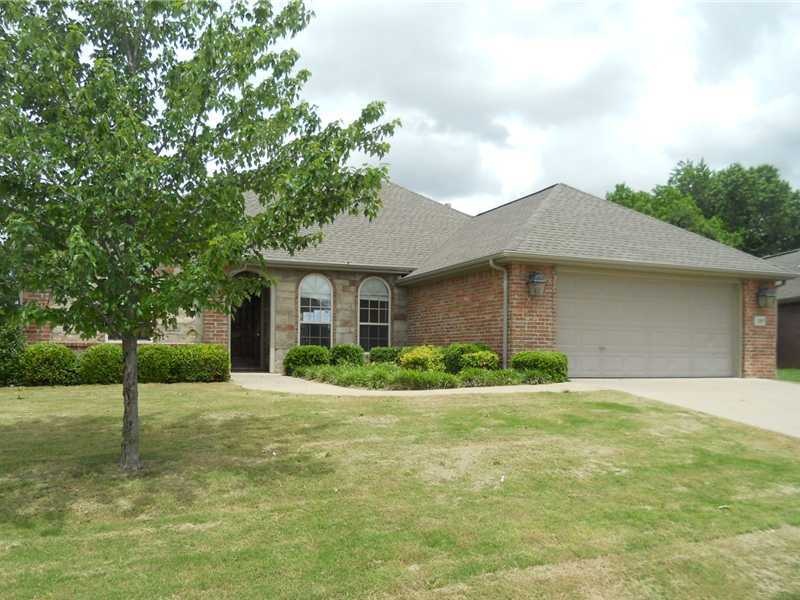 1805 W Countryside Ln, Rogers, AR 72758 - photo 1