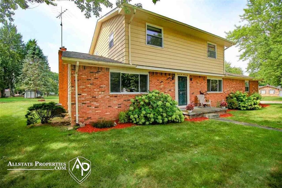 2195 Winding Way Dr, Davison, MI 48423 - photo 1