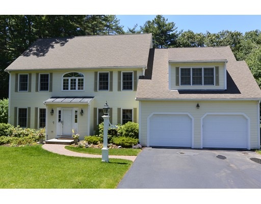 24 Tubwreck Dr, Medfield, MA 02052 - photo 1