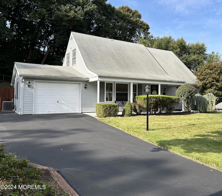 Charming 4br cape in ideal location