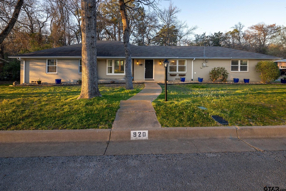 920 Rhodes Dr, Tyler, TX 75701 - photo 1