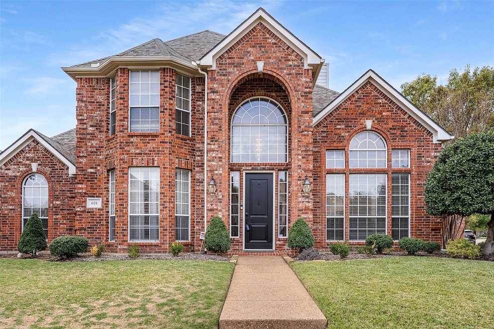 601 Wellington Rd, Coppell, TX 75019 - photo 1