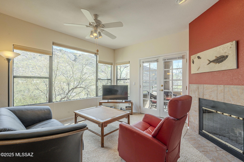 6655 N Canyon Crest Dr unit 21205, Tucson, AZ 85750 - photo 1