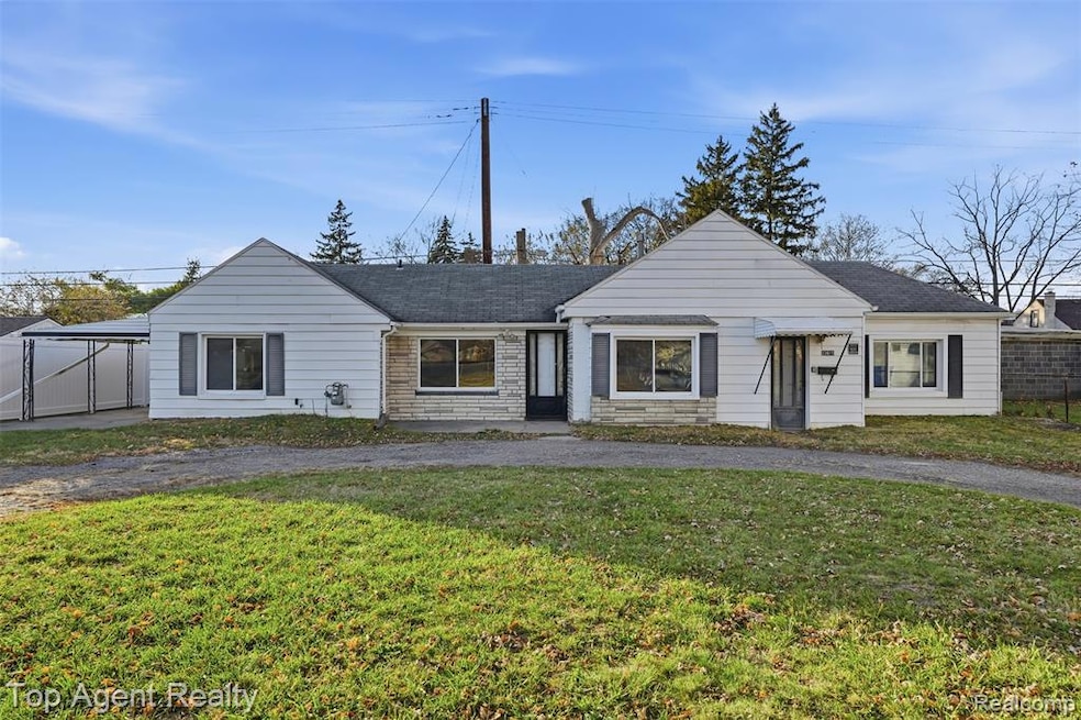 23615 Columbus Ave, Warren, MI 48089 - photo 1