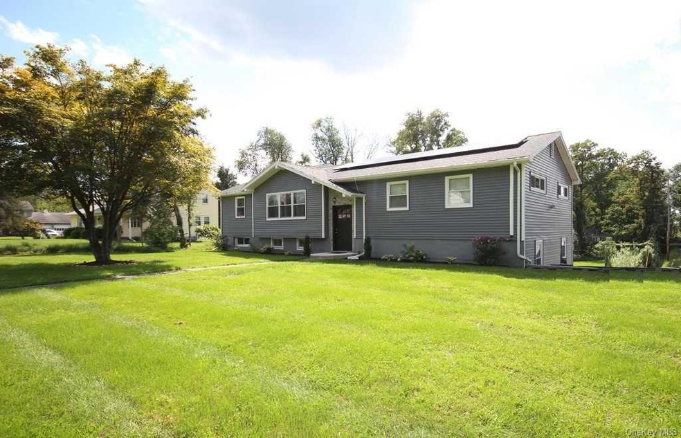 4 Sharon Ln, Wappingers Falls, NY 12590 - photo 1