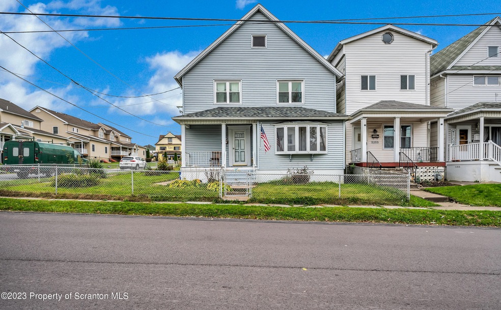 1301 Dartmouth St, Scranton, PA 18504 - photo 1