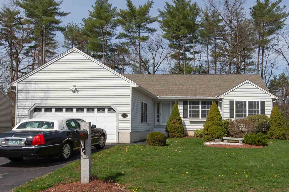 39 Glasgow Cir, Hudson, NH 03051 - photo 1