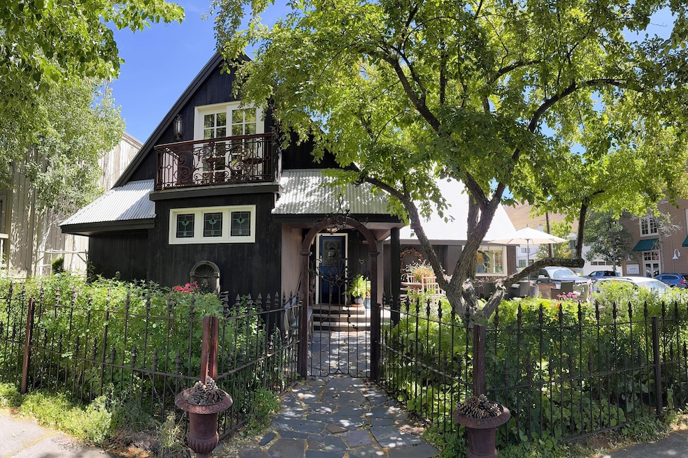 For Sale $5,895,000