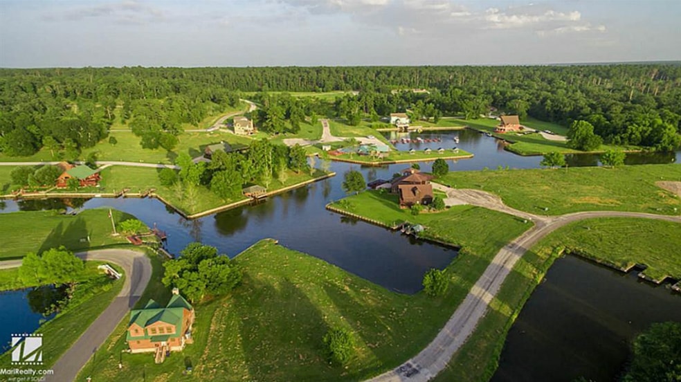 21 Silver Lakes Dr, Huntsville, TX 77340 - photo 1