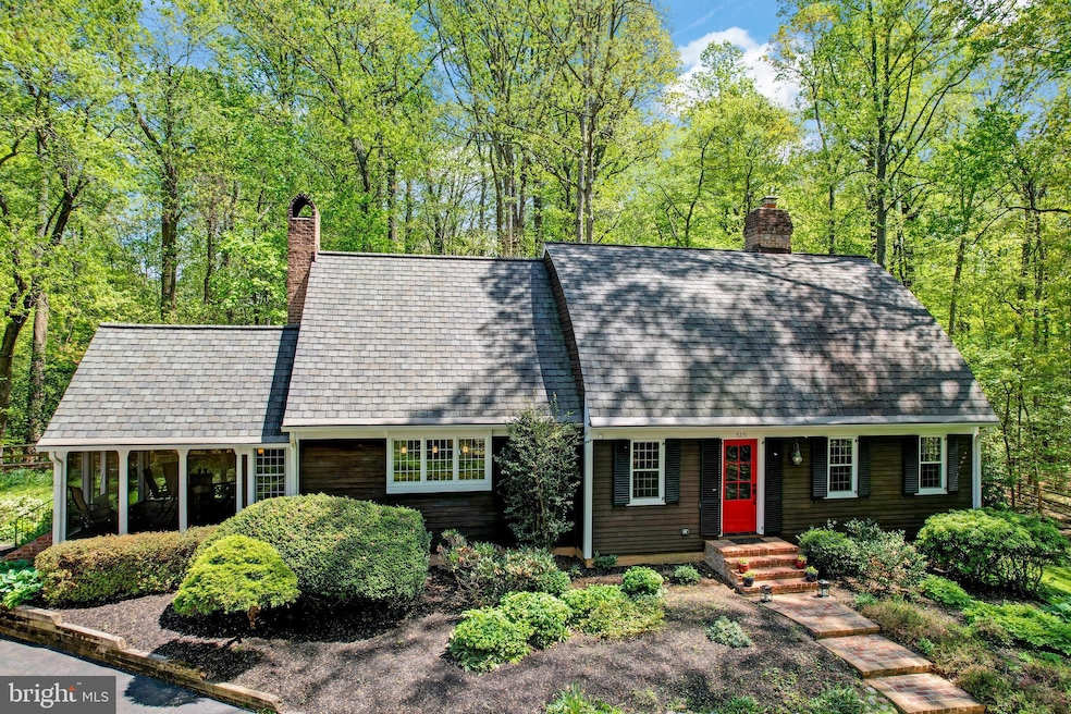 5231 Summit Dr, Fairfax, VA 22030 - photo 1