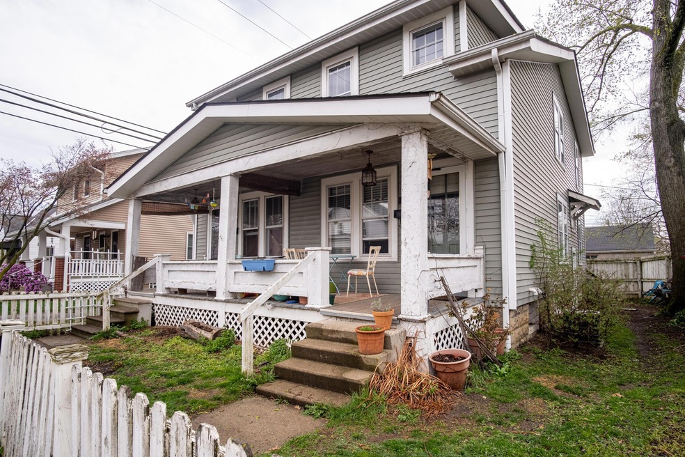 431ECrestview-3