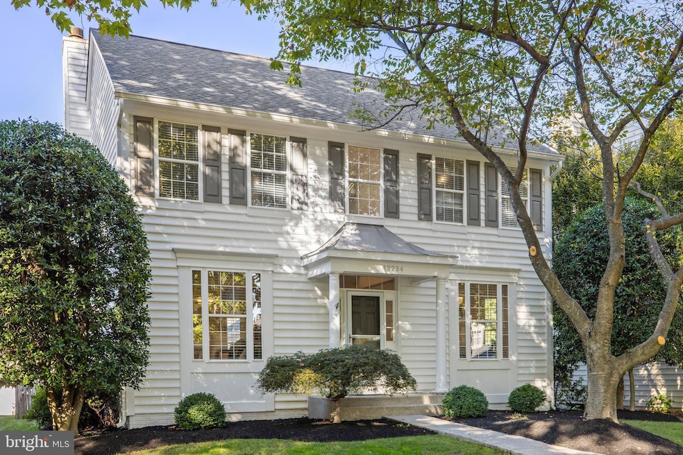 43234 Chase St, Chantilly, VA 20152 - photo 1