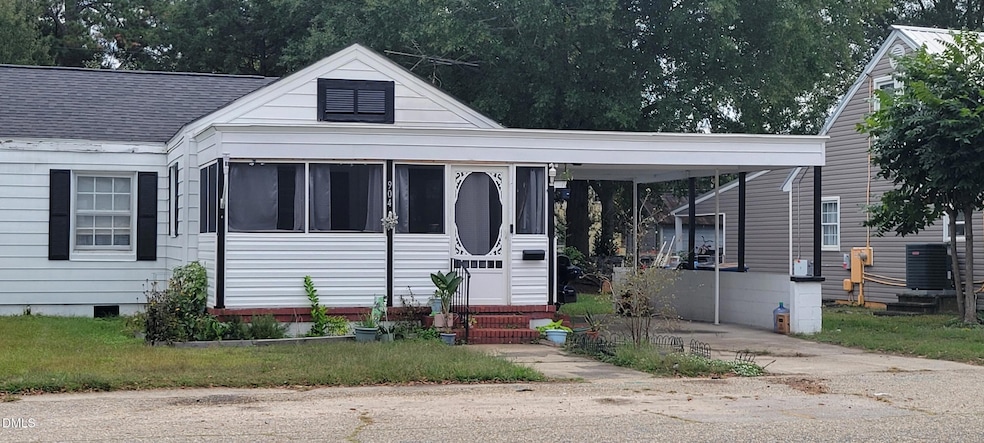 904 N Mckay Ave, Dunn, NC 28334 - photo 1