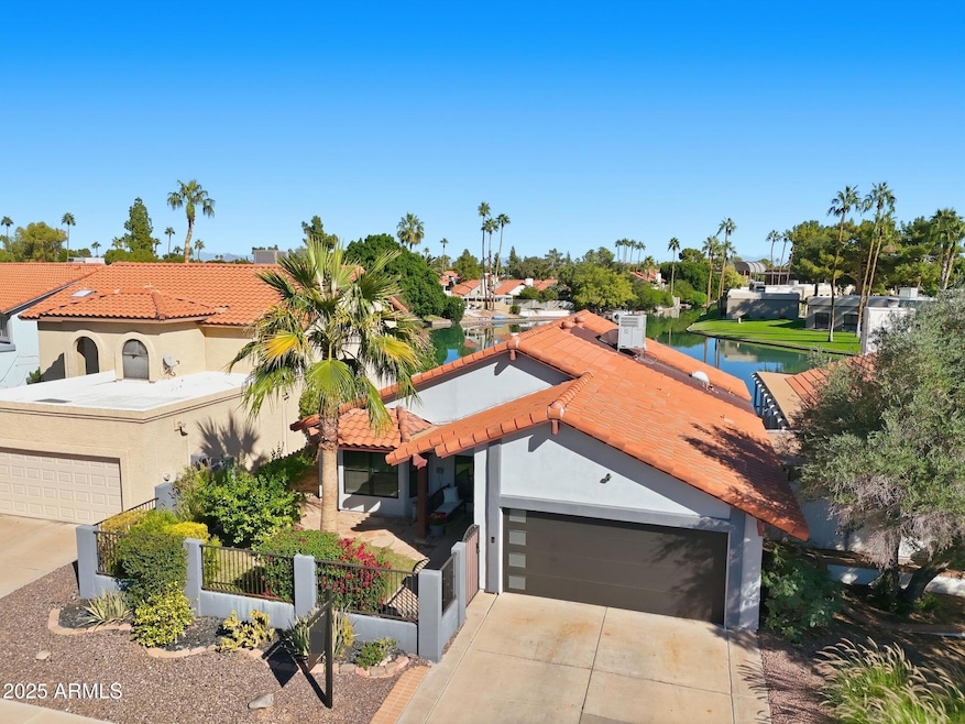 Under Contract $700,000