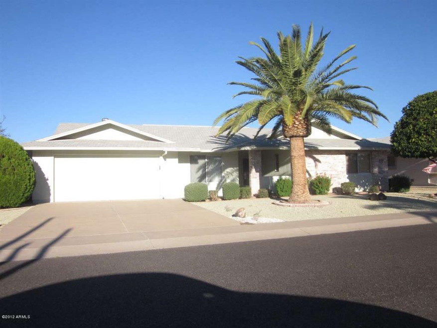 9722 W Cottonwood Dr, Sun City, AZ 85373 - photo 1