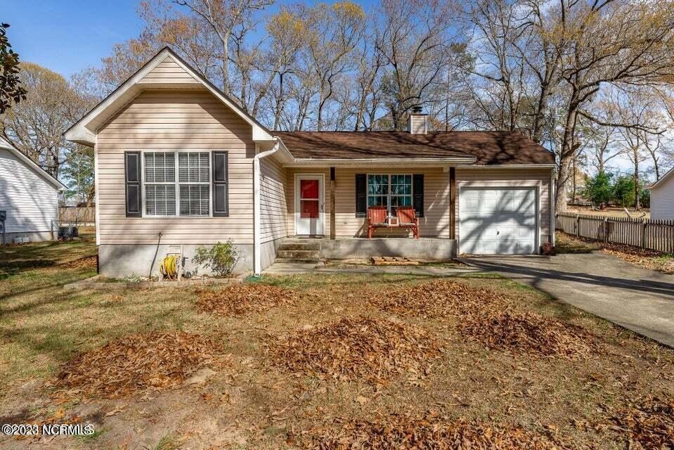 Photo 1-105 Carriage Hills Court