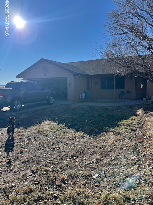 8725 E Spurr Ln, Prescott Valley, AZ 86315 - photo 1