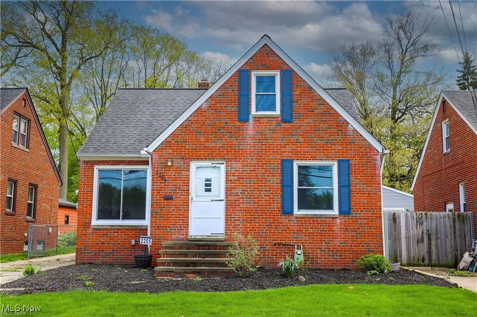 2205 Keystone Rd, Cleveland, OH 44134 - photo 1