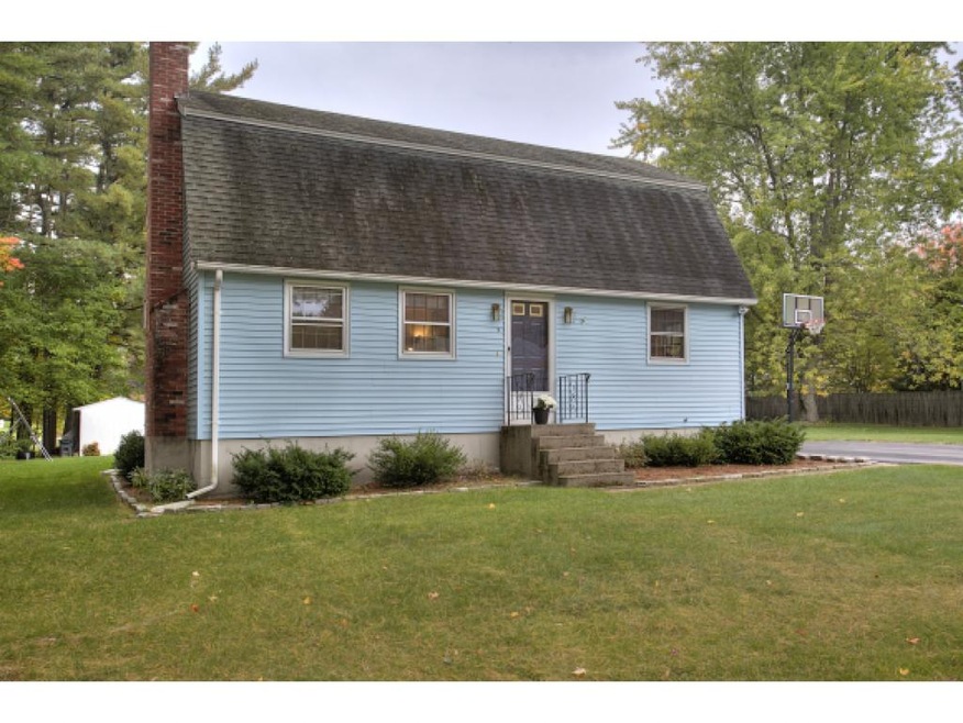 3 Clay St, MerriMacK, NH 03054 - photo 1