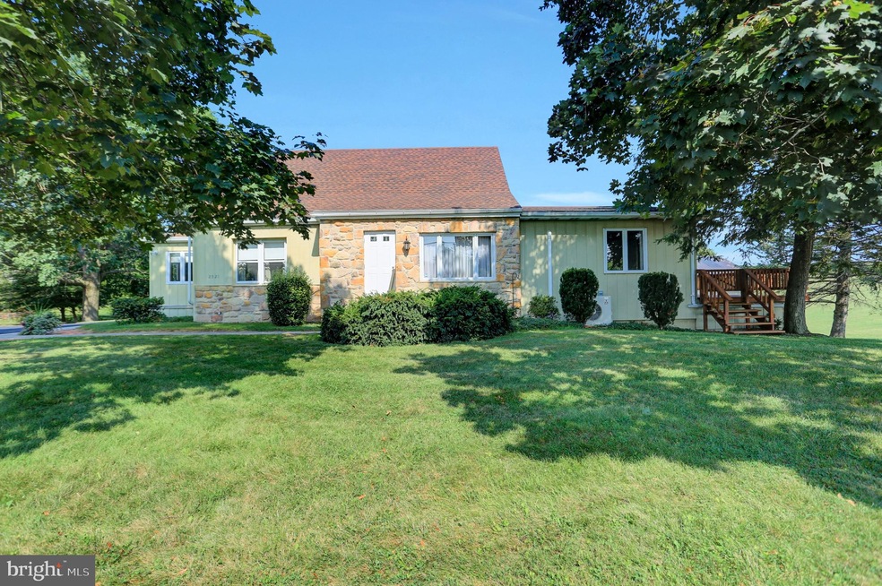 2521 Scotland Rd, Chambersburg, PA 17201 - photo 1