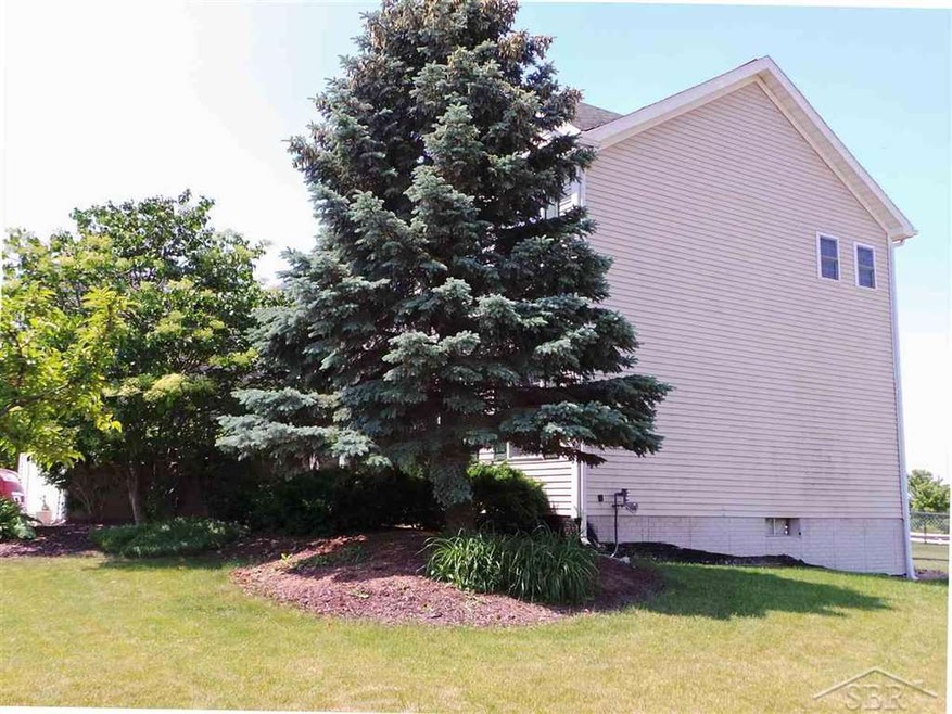 1205 Emerald Forest Ln, Davison, MI 48423 - photo 1