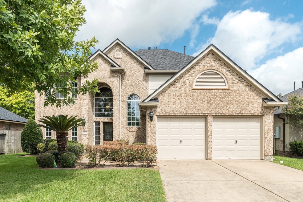 1478 Garden Lakes Dr, Friendswood, TX 77546 - photo 1