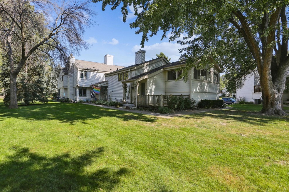 248 Cambria Ct unit 42G1, Woodbury, MN 55125 - photo 1